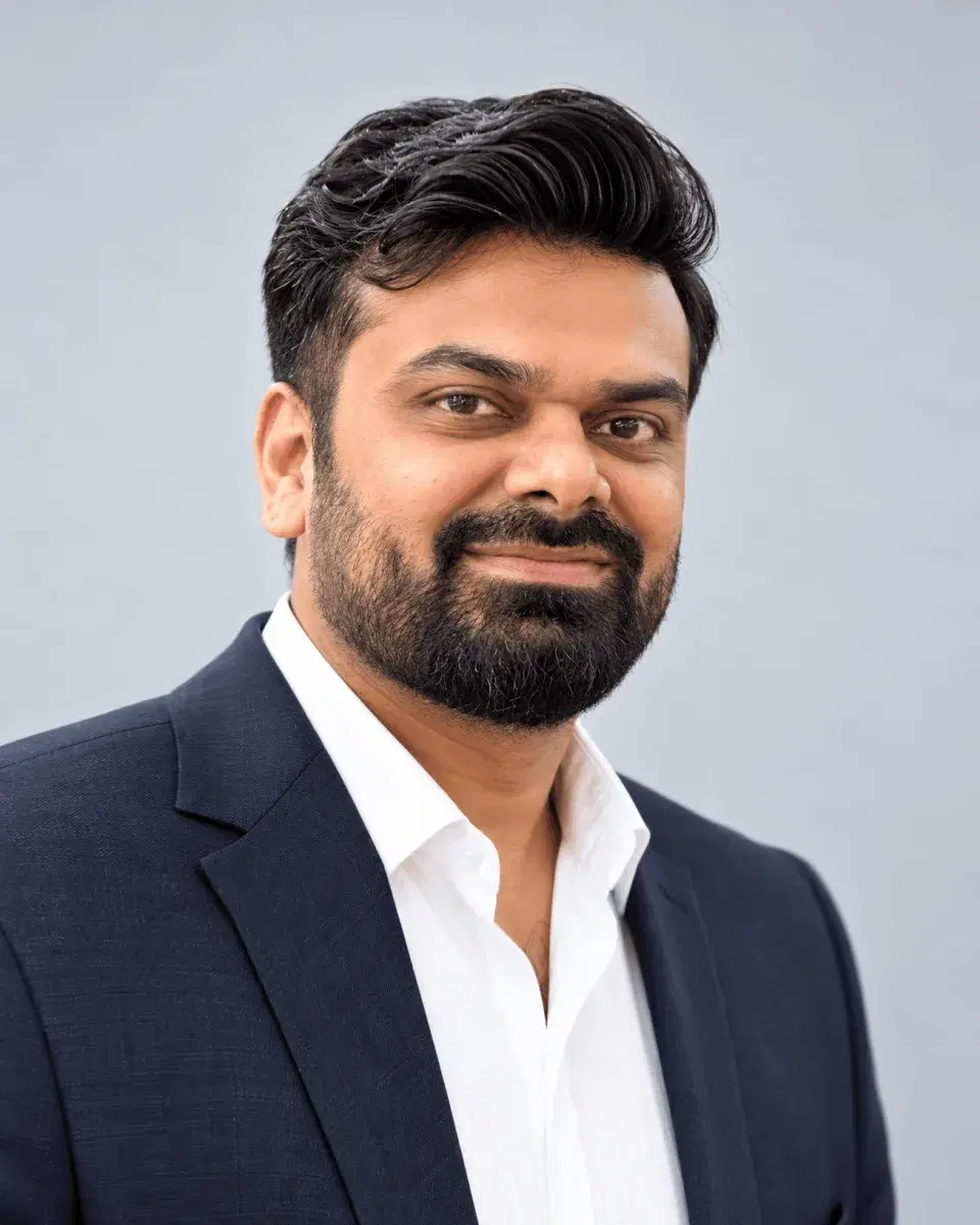 Portrait of Ronak Shah